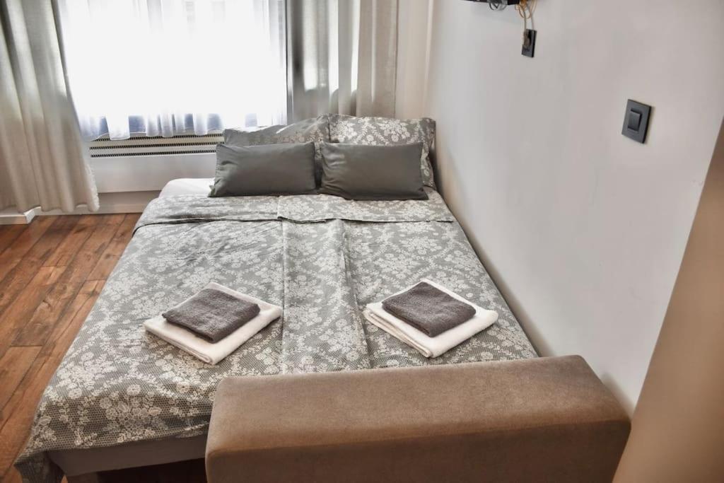 Apartment In Belgrade With Small Parking Space Exterior foto